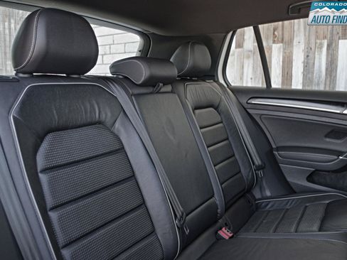 Used 2019 Volkswagen Golf R 4-Door AWD/4WD image 24