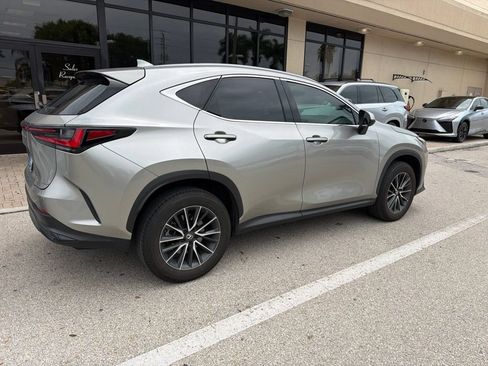 Used 2024 Lexus NX 250 FWD w/ Towing Package (2000 Lbs) image 4