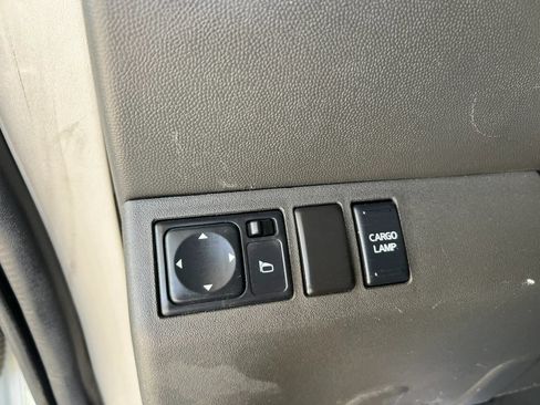 Used 2019 Nissan Frontier SV RWD image 17