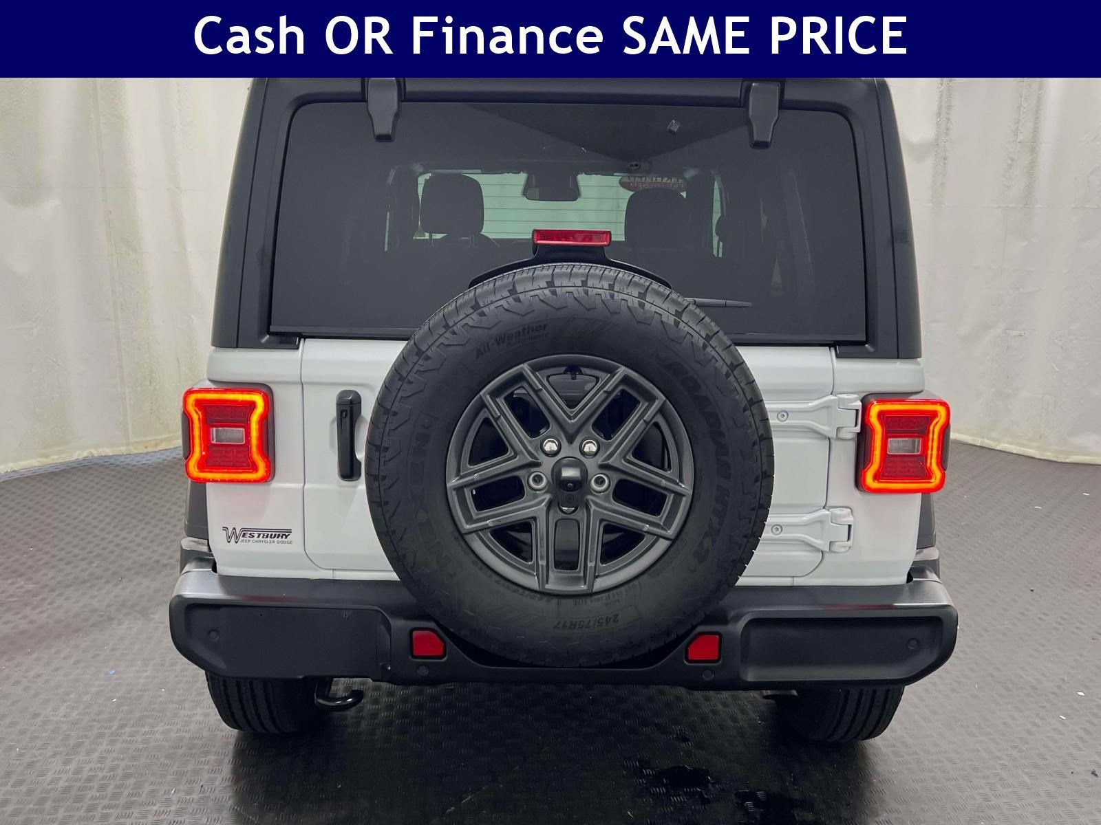 Used 2026 Jeep Wrangler Unlimited Sport AWD/4WD image 7