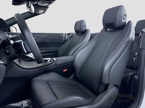 Used 2023 Mercedes-Benz E 450 Cabriolet image 11