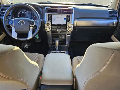 Used 2020 Toyota 4Runner Limited image 8
