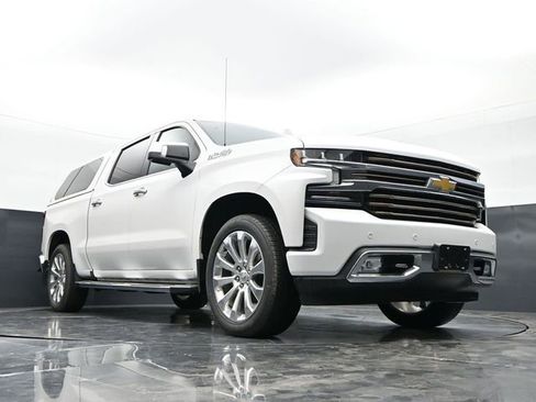 Used 2020 Chevrolet Silverado 1500 High Country AWD/4WD image 37