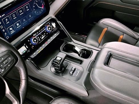 Used 2022 GMC Sierra 1500 AT4 w/ AT4 Premium Package image 14