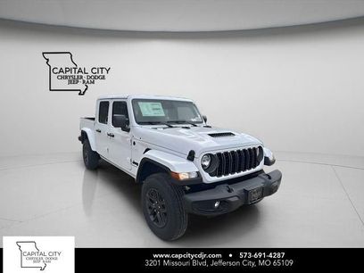 New 2026 Jeep Gladiator Sport