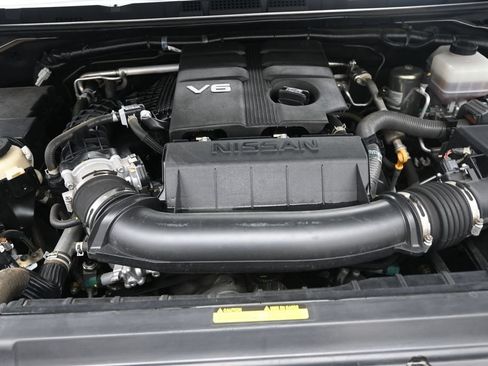Used 2023 Nissan Frontier SV w/ Midnight Edition Package RWD image 27