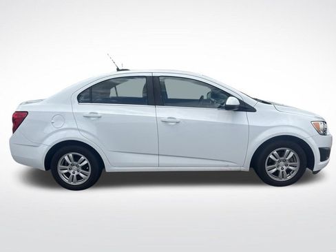 Used 2016 Chevrolet Sonic LT FWD image 12