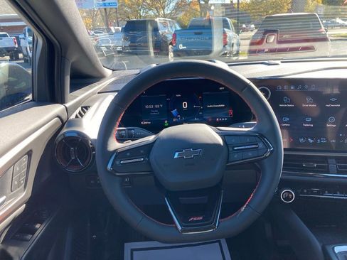 New 2026 Chevrolet Equinox EV RS image 12