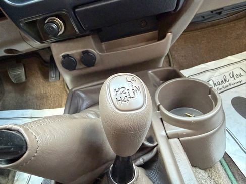 Used 1998 Toyota Tacoma 4x4 Xtracab V6 image 24