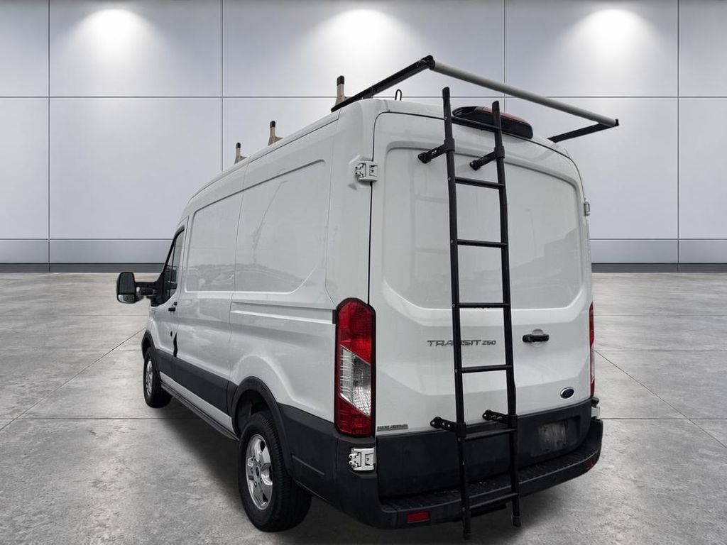 Used 2018 Ford Transit 250 130 Medium Roof w/ Exterior Upgrade Package RWD image 7