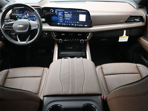 New 2026 Chevrolet Suburban High Country image 23