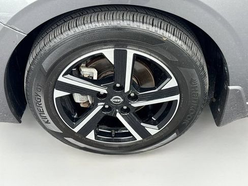 Used 2025 Nissan Sentra SV FWD image 24