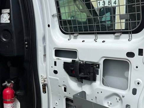 Used 2018 Chevrolet Express 2500 w/ Driver Convenience Package RWD image 35