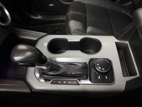 Used 2022 Chevrolet Blazer LT w/ Sound & Technology Package FWD image 50