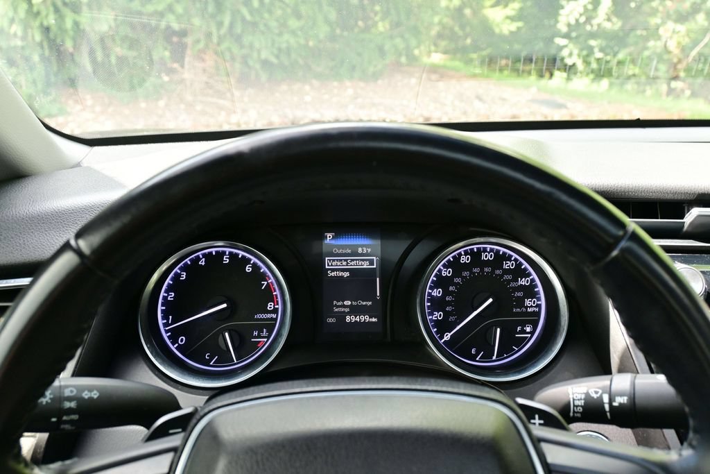 Used 2018 Toyota Camry SE w/ Moonroof Package FWD image 50