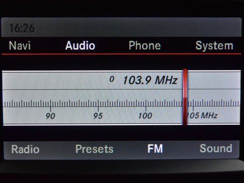 Used 2020 Mercedes-Benz Metris Passenger image 27