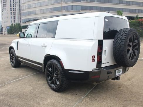 Used 2024 Land Rover Defender 130 Outbound image 11