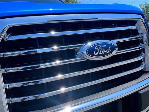 Used 2015 Ford F150 XLT w/ Equipment Group 301A Mid RWD image 30