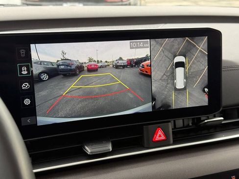 Used 2025 Kia Carnival SX FWD image 16