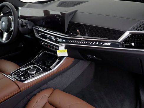 New 2026 BMW X5 xDrive50e w/ M Sport Package AWD/4WD image 19