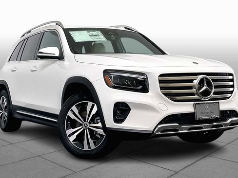 New 2025 Mercedes-Benz GLB 250 4MATIC image 2