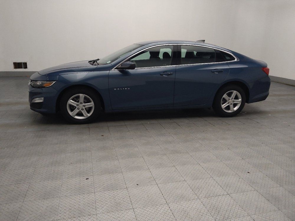 Used 2025 Chevrolet Malibu LS w/ Driver Confidence Package FWD image 2