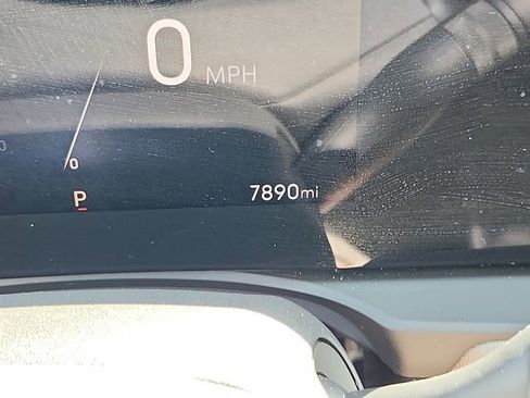 Certified 2025 Buick Envista Preferred FWD image 20