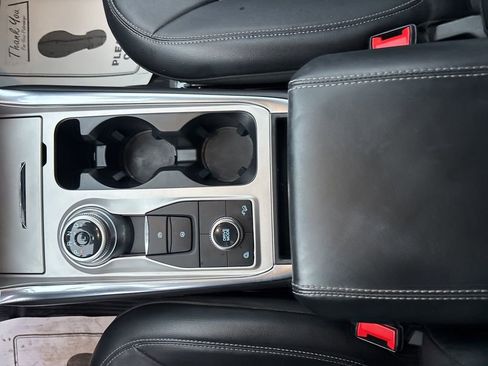 Used 2023 Ford Explorer Limited w/ Equipment Group 301A image 18