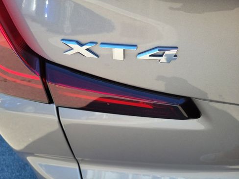 Used 2023 Cadillac XT4 Luxury w/ Cold Weather Package image 17