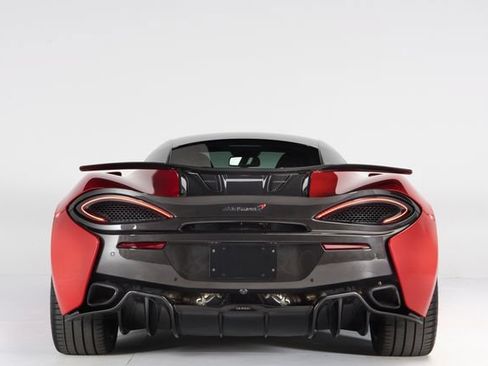 Used 2017 McLaren 570S Coupe RWD image 10