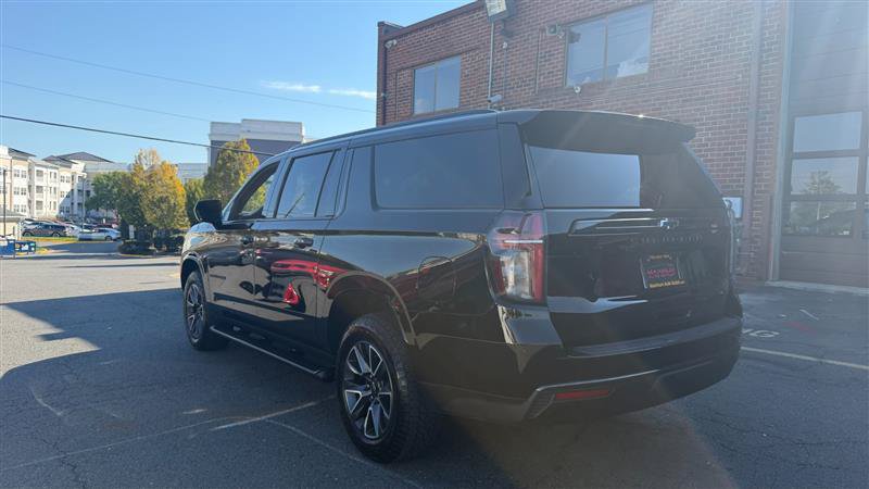 Used 2021 Chevrolet Suburban 4WD Z71 w/ Rear Media and Nav Package image 15