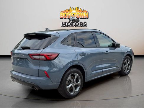 Used 2023 Ford Escape ST-Line w/ Tech Pack #1 FWD image 7