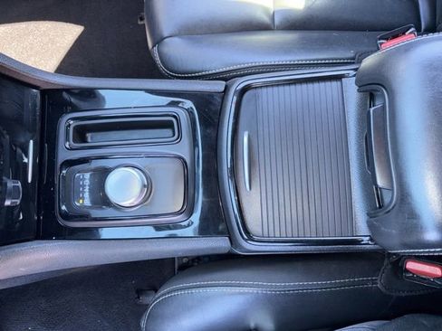 Used 2019 Chrysler 300 S image 20