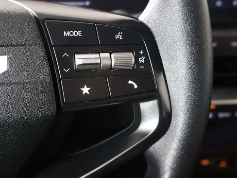 Used 2025 Kia K4 FWD image 36