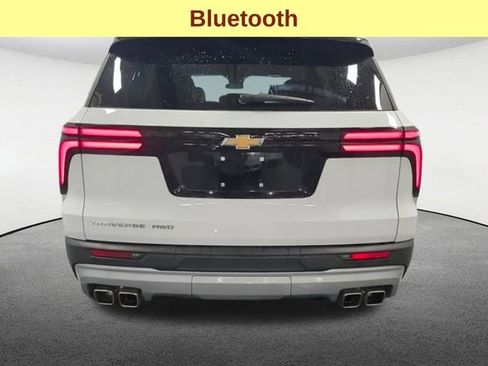 Used 2025 Chevrolet Traverse LT w/ Driver Confidence Package image 7