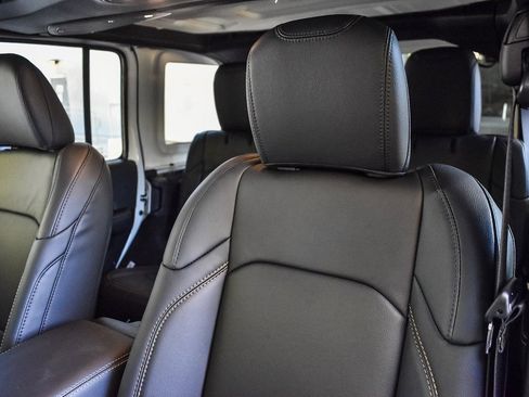 New 2025 Jeep Wrangler Sahara image 22