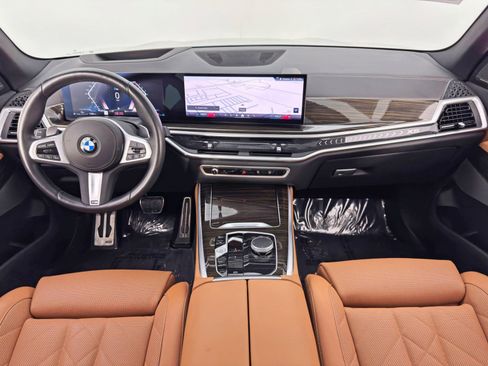Used 2024 BMW X5 sDrive40i w/ M Sport Package image 13