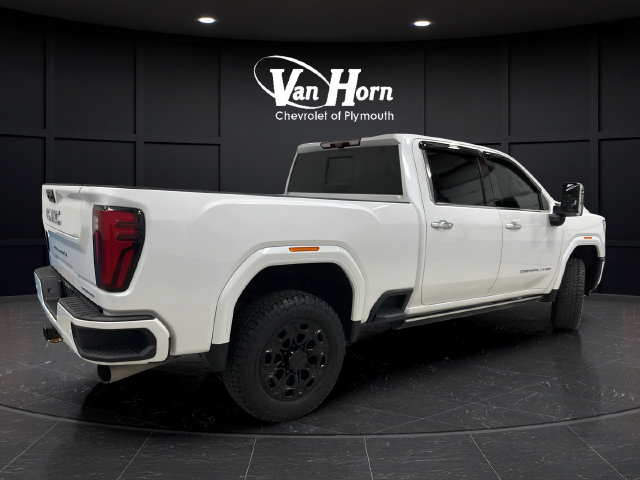 Used 2024 GMC Sierra 3500 Denali Ultimate AWD/4WD image 7