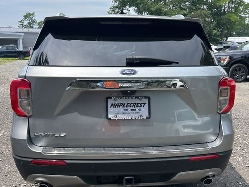 Used 2023 Ford Explorer Limited w/ Limited Technology Package RWD image 7