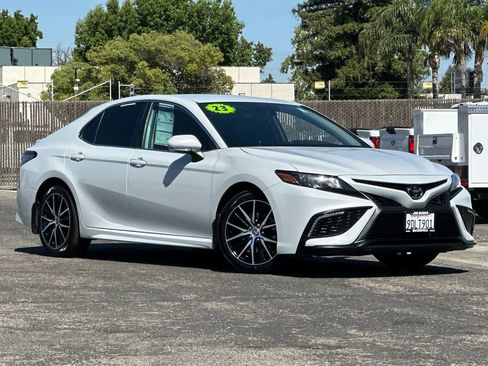Used 2023 Toyota Camry SE w/ Protection Package (Q2) (TMS) FWD image 1