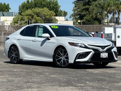 Used 2023 Toyota Camry SE w/ Protection Package (Q2) (TMS)