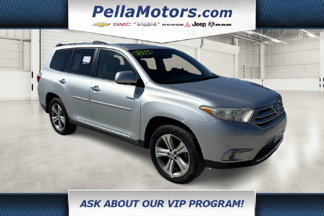 Used 2011 Toyota Highlander Limited w/ Tow Pkg FWD image 1