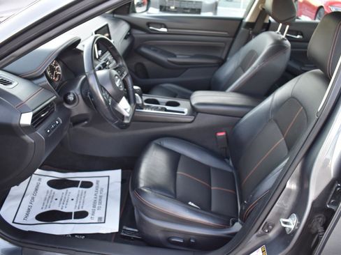 Used 2020 Nissan Altima 2.5 SR FWD image 23
