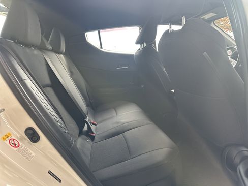 Used 2018 Toyota C-HR XLE image 15