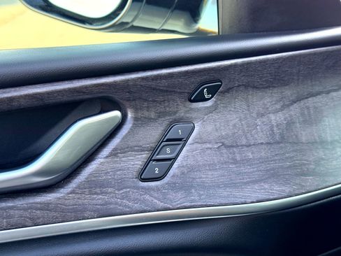 Used 2021 Jeep Grand Cherokee L Overland w/ Advanced Protech Group III image 16