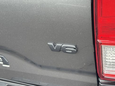 Used 2017 Toyota Tacoma SR5 w/ Tow Package image 40