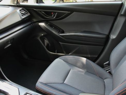 Used 2021 Subaru Crosstrek 2.0i Premium w/ Moonroof Package AWD/4WD image 31