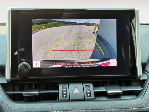 Used 2023 Toyota RAV4 XLE Premium FWD image 12