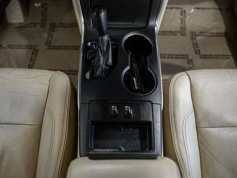 Used 2016 Toyota Camry XLE image 21