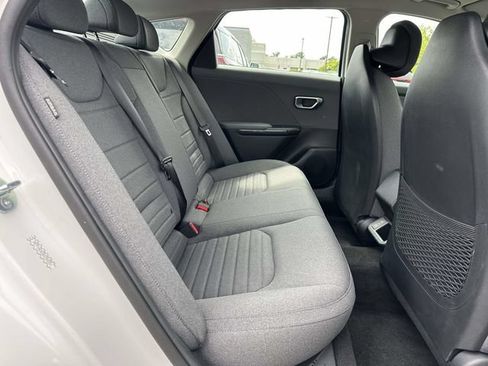 Used 2025 Kia K4 EX FWD image 11